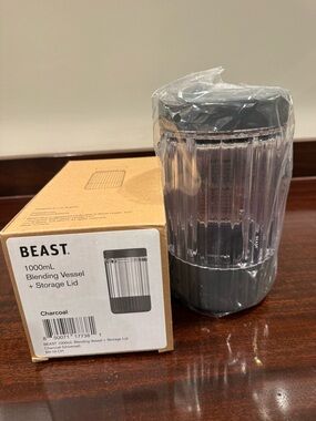 BEAST Charcoal 1000mL Blending Vessel with Storage Lid